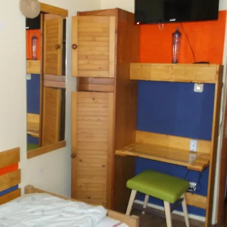 Guest house Vali Vendeghaz 2*