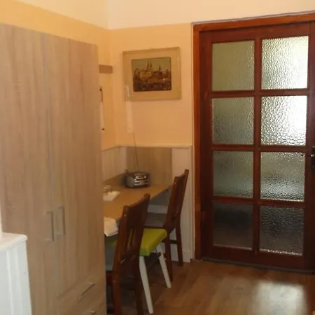 Vali Vendeghaz Guest house Gyula